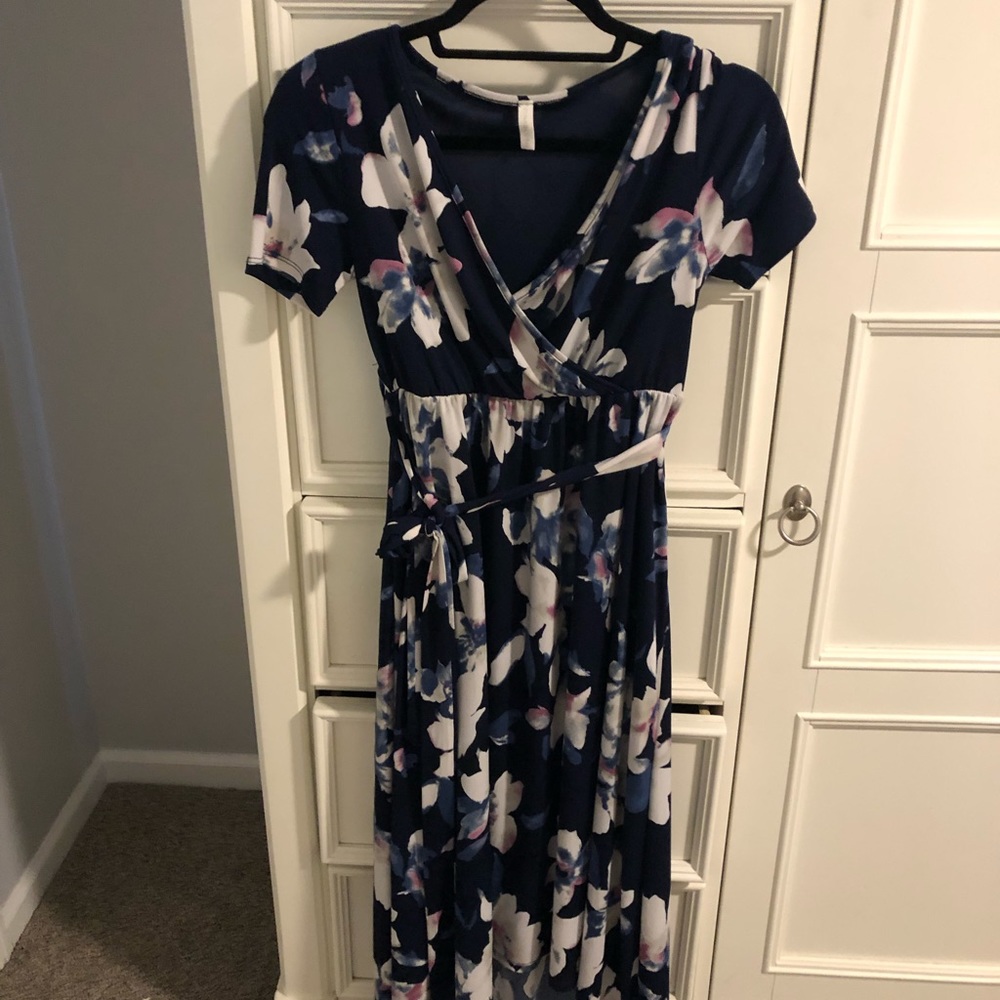 Maternity hi low maxi dress
